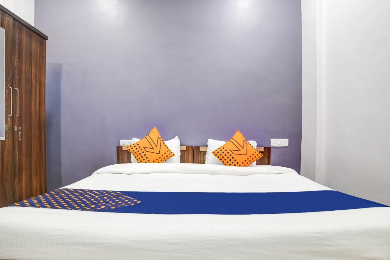 Spot On 76764 Hotel Lux Indore Exterior photo