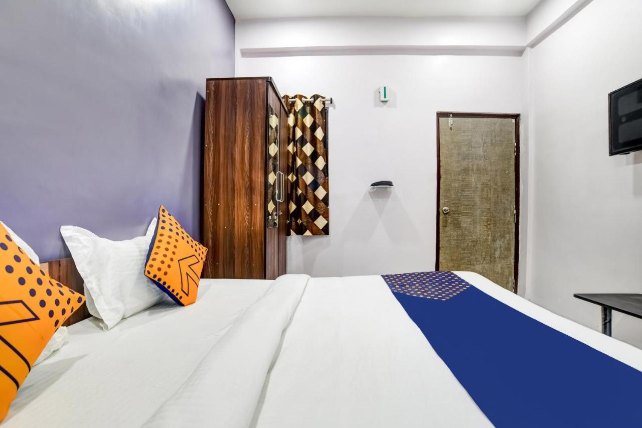 Spot On 76764 Hotel Lux Indore Exterior photo